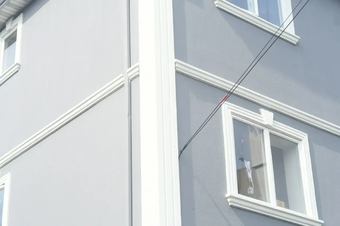 Sonra: Güzelbahçe’de Villa Mantolaması ve Cephe Yenileme